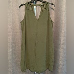 Olive green basic old navy dress.